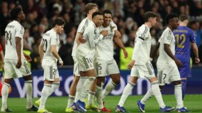 داني كارفاخال وألفارو أربيلوا في ريال مدريد يظهران توترًا في العلاقة