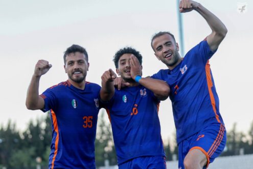 لاعبي الكرامة يحتفلون بفوزهم على الفتوة في الدوري السوري الممتاز