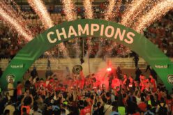 لاعبو أهلي حلب يحتفلون بلقب الدوري السوري الممتاز 2025-2026