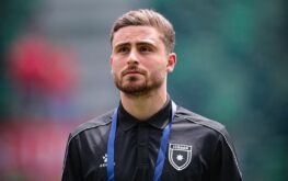 علي العزايزة يحتفل بهدف في كأس آسيا تحت 23 عامًا