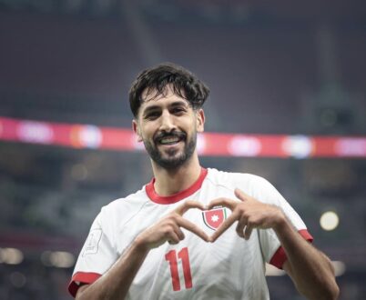 يزن النعيمات لاعب المنتخب الأردني في تدريبات تأهيلية