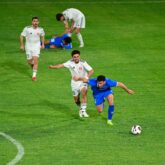 لاعب فريق الطلبة يحتفل بهدف الفوز ضد نوروز في الدوري العراقي
