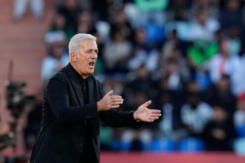 فلاديمير بيتكوفيتش يغادر تدريب المنتخب الجزائري