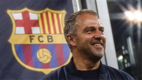 جواو كانسيلو يتدرب مع هانز فليك في برشلونة قبل مواجهة إلتشي