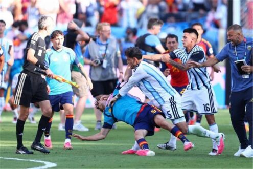 لياندرو باريديس لاعب الأرجنتين يعلق على عقوبة الفيفا بعد نهائي كأس العالم 2026