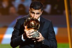 صورة رودري بقميص برشلونة بعد إتمام صفقة الانتقال