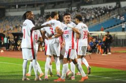 لاعبي الزمالك في التدريبات الجماعية بعد حل أزمة المستحقات