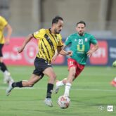 جماهير نادي الوحدات ونادي الحسين تهتف في مباراة قوية بدوري المحترفين الأردني.